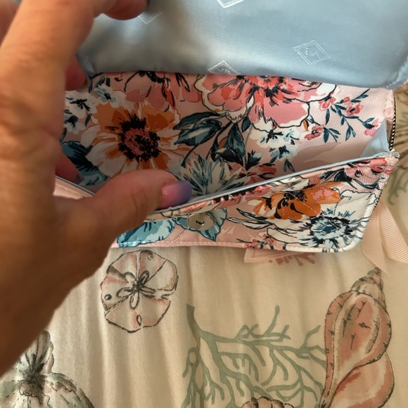 Vera Bradley pink crossbody/wristlet  handbag NWT - Picture 7 of 10